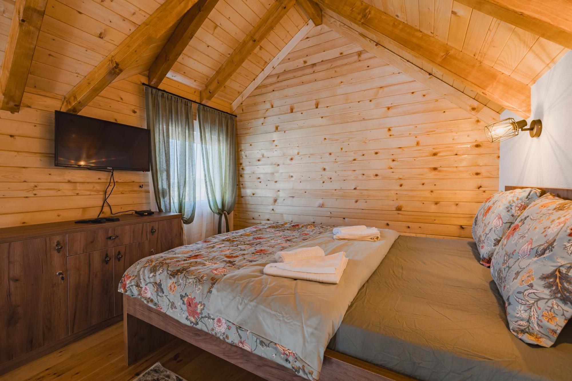 Mountain House Ivanovic Moticki Gaj 外观 照片